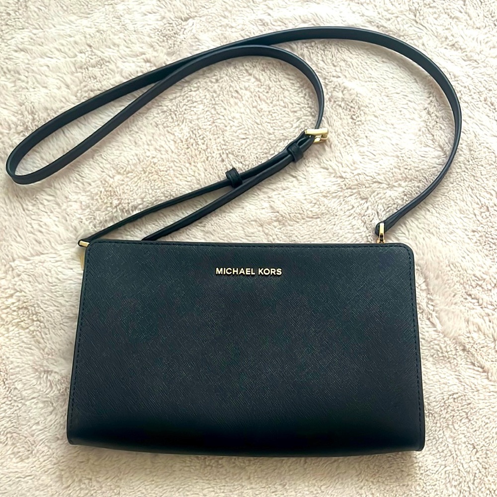 Michael Kors Clutch